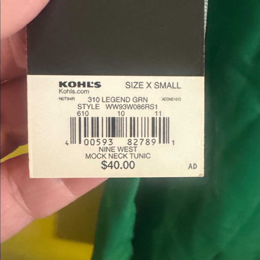 Nine West Vibrant Green Sleeveless Mock Neck Top - Picture 3 of 7